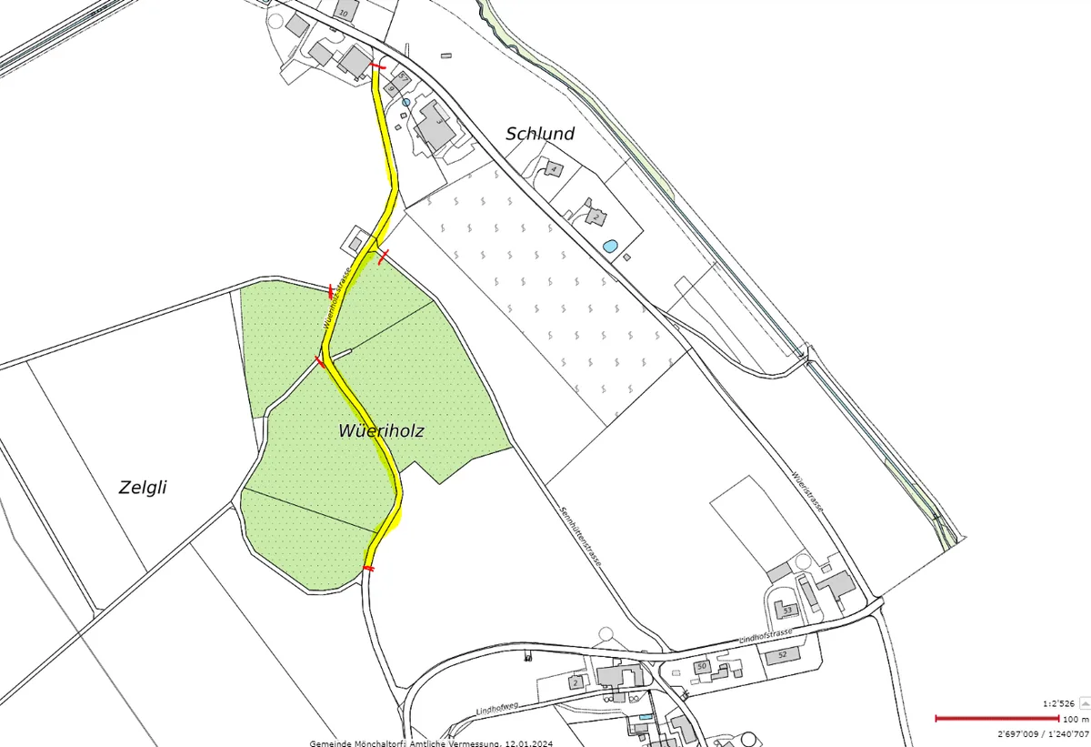 Ab Montag ist die Wüeriholzstrasse in Mönchaltorf gesperrt. Eine Karte, die die Wüeriholzstrasse in Mönchaltorf gelb markiert zeigt.